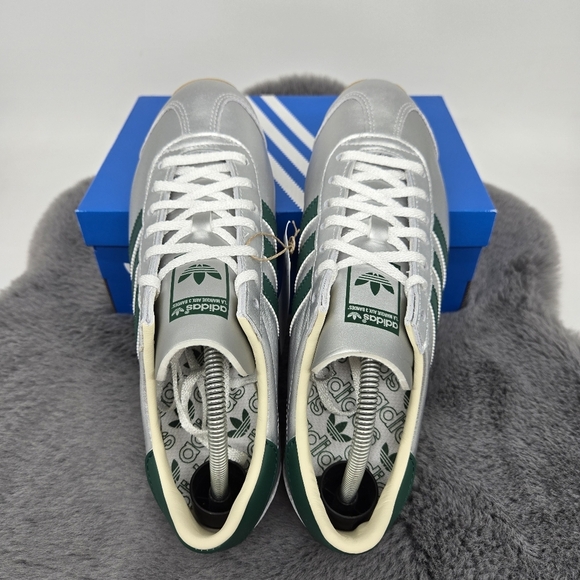 Adidas Country OG Women’s Sneakers Silver Metallic/Collegiate Green Size 7.5 New - Picture 5 of 8